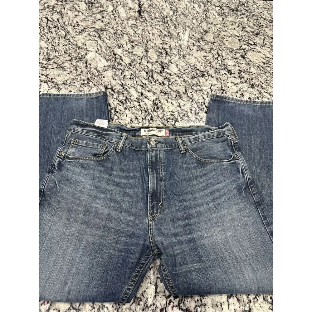 Levis levi men